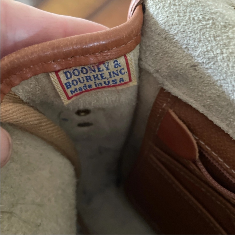 Vtg. Dooney & Bourke Surrey Satchel Crossbody Leather Pebble Grain Cream/Cognac - Picture 9 of 16